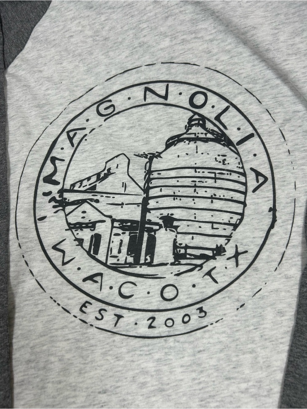 NWT Magnolia Silos Joanna Gaines Waco TX Grey Raglan Baseball Tee S